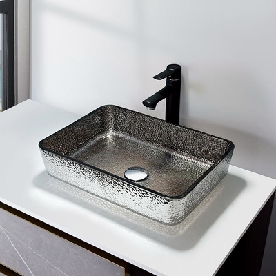 La plata cromó rectangular sobre el fregadero contrario Shinning el fregadero bajo del cuarto de baño del buque