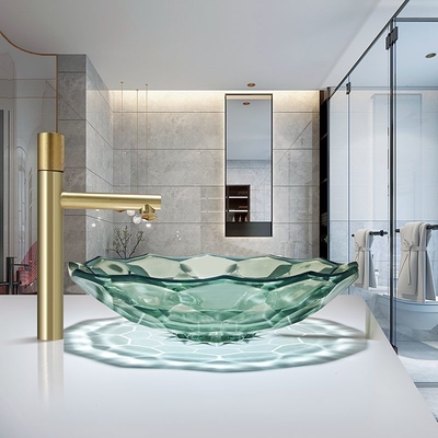 El color verde claro Crystal Glass Wash Basin Football forma el cuenco del lavabo de la encimera